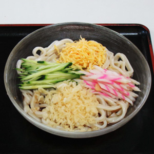 冷やしたぬきうどん 茶の花福祉会